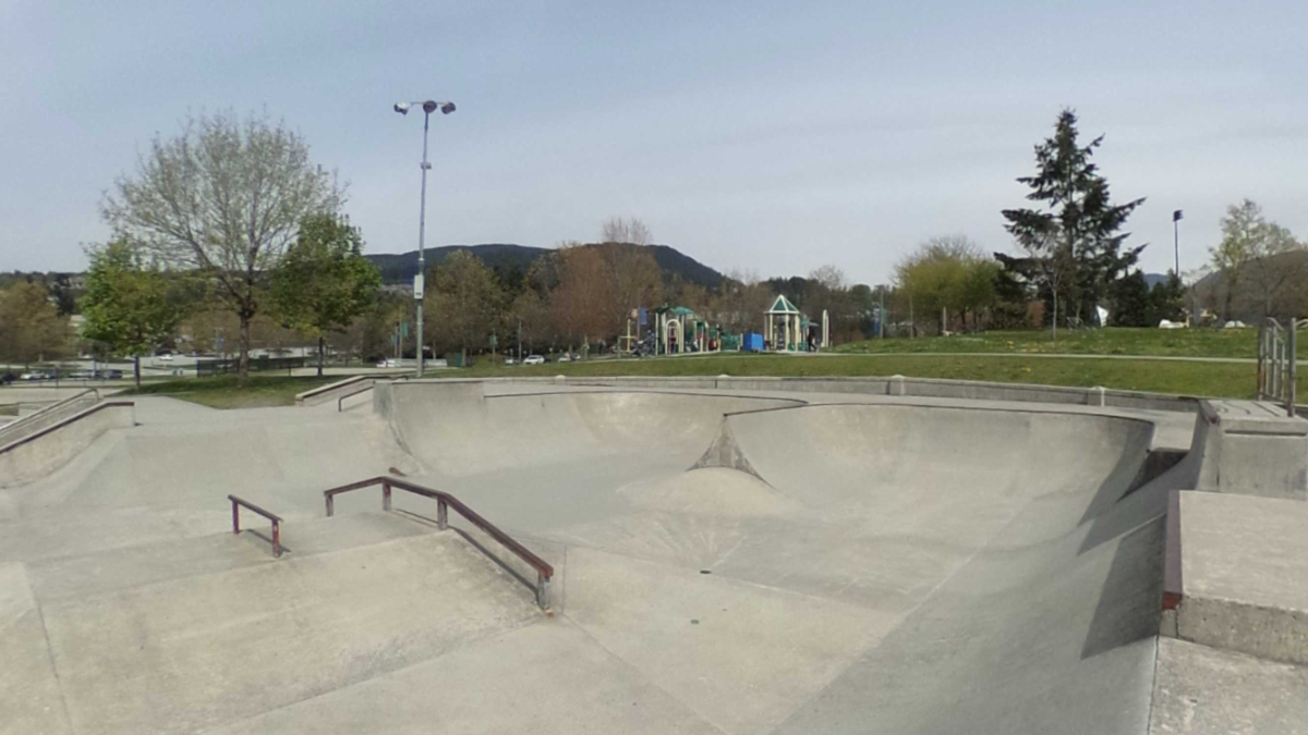 Town Centre Skatepark Coquitlam BC Skateparktour.ca