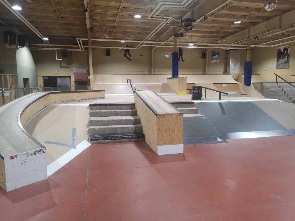 Riverview indoor Skatepark * Riverview NB - Skateparktour.ca